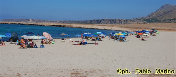 spiaggia di sabbia castelluzzo